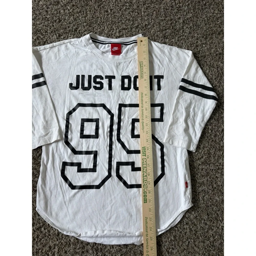 Nike Just Do It #95  Football T Shirt Size Small Women's 3/4 Sleeve White